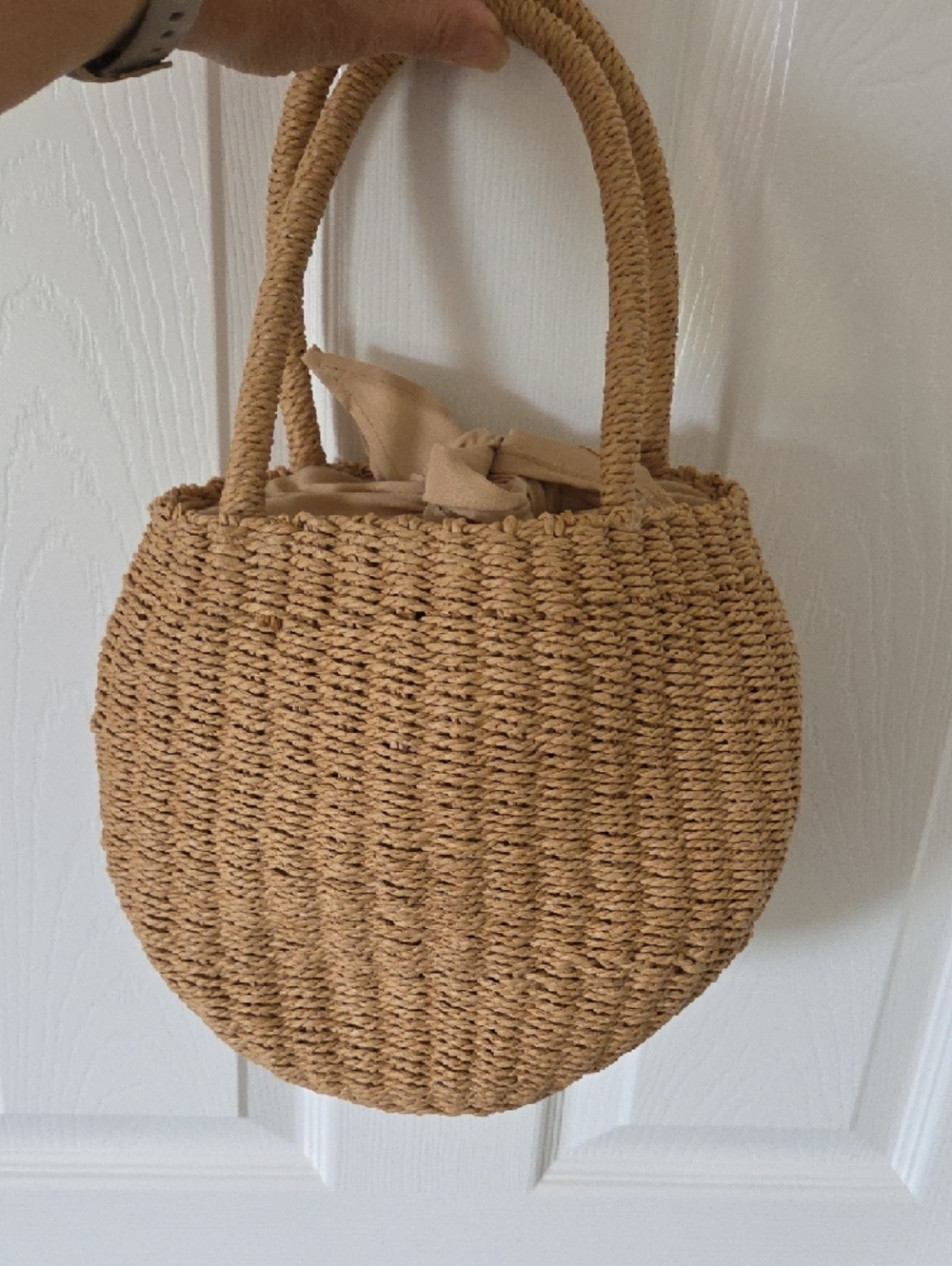 Handwoven Straw Smile Tote Bag - Beige with Black Accent - Picture 2 of 6